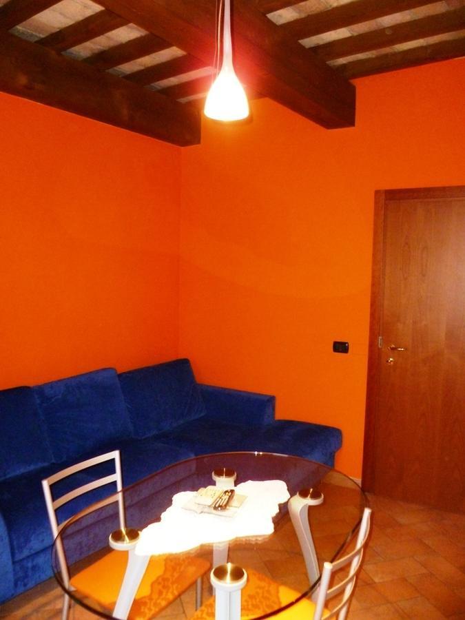 Hotel Santa Chiara SantʼAngelo in Vado Habitación foto