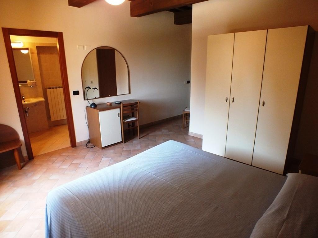 Hotel Santa Chiara SantʼAngelo in Vado Habitación foto